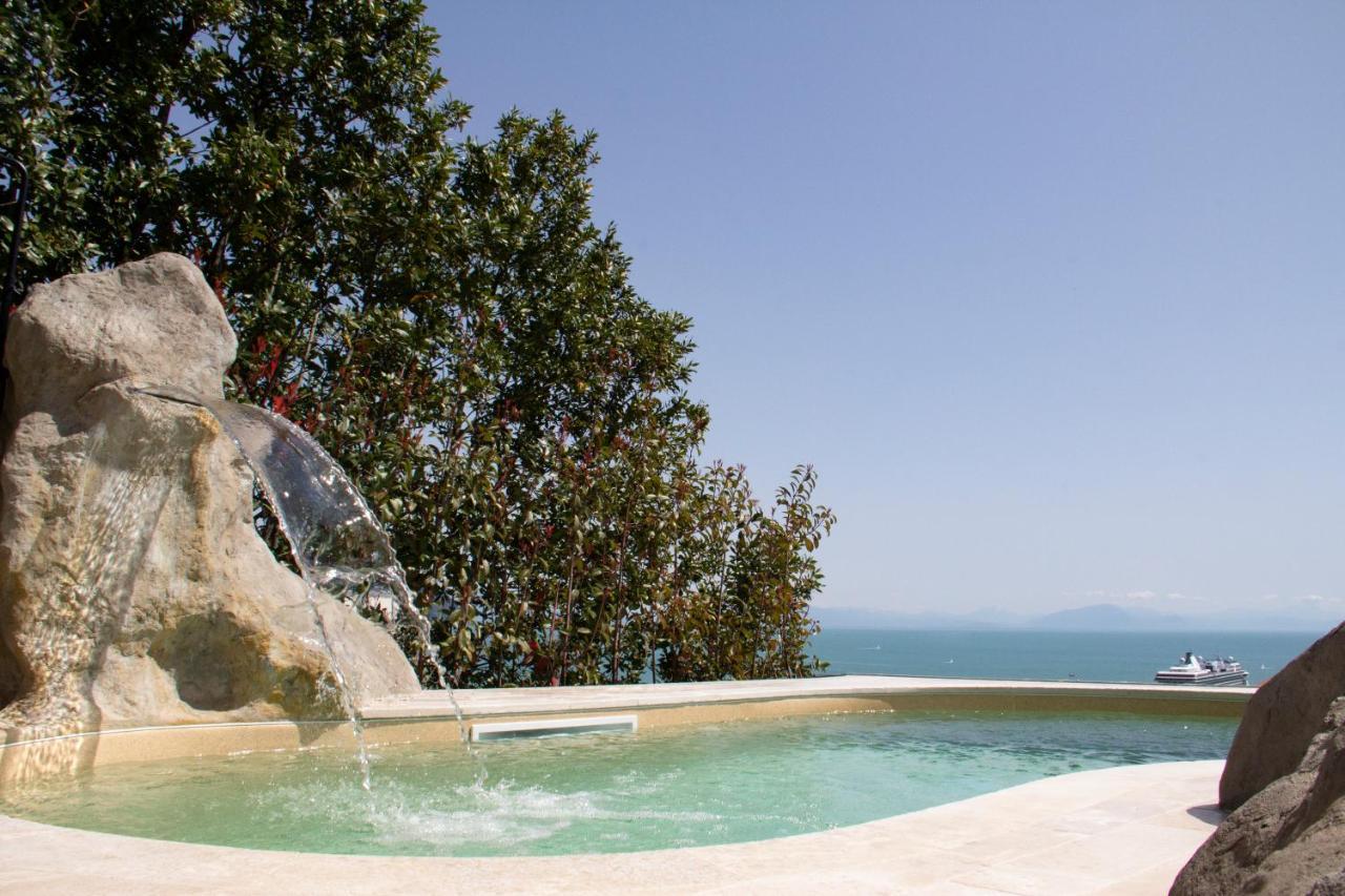Una Villa - Amalfi Boutique Rooms B&B ภายนอก รูปภาพ