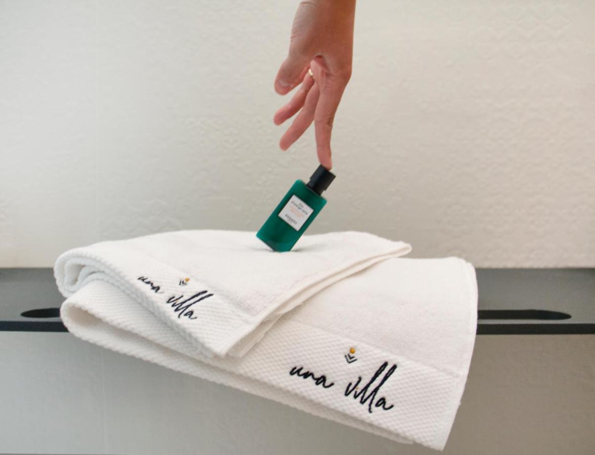 Una Villa - Amalfi Boutique Rooms B&B ภายนอก รูปภาพ