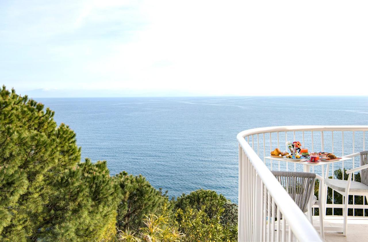 Una Villa - Amalfi Boutique Rooms B&B ภายนอก รูปภาพ