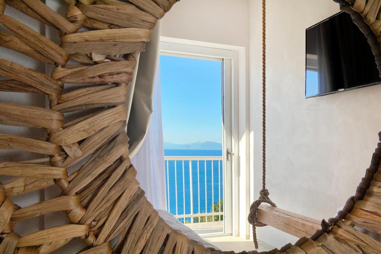 Una Villa - Amalfi Boutique Rooms B&B ภายนอก รูปภาพ