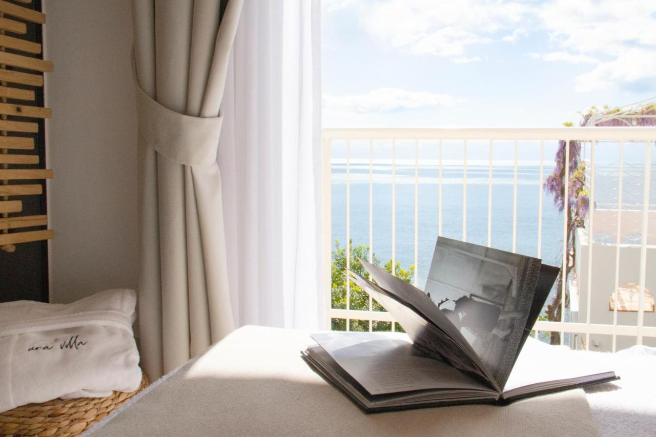 Una Villa - Amalfi Boutique Rooms B&B ภายนอก รูปภาพ
