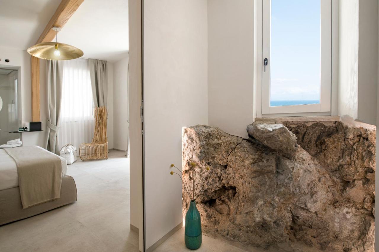 Una Villa - Amalfi Boutique Rooms B&B ภายนอก รูปภาพ