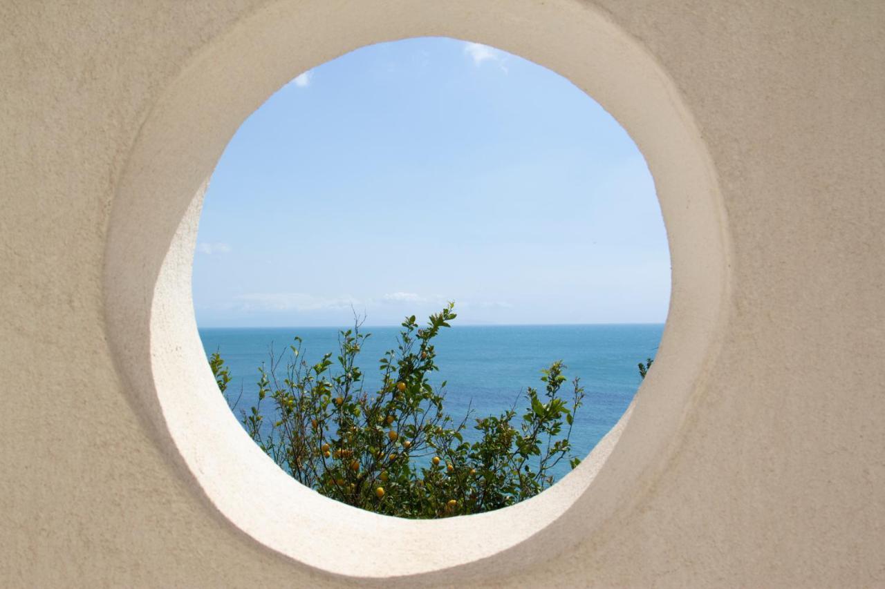 Una Villa - Amalfi Boutique Rooms B&B ภายนอก รูปภาพ